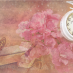 蝶　白い時計　ピンクの花